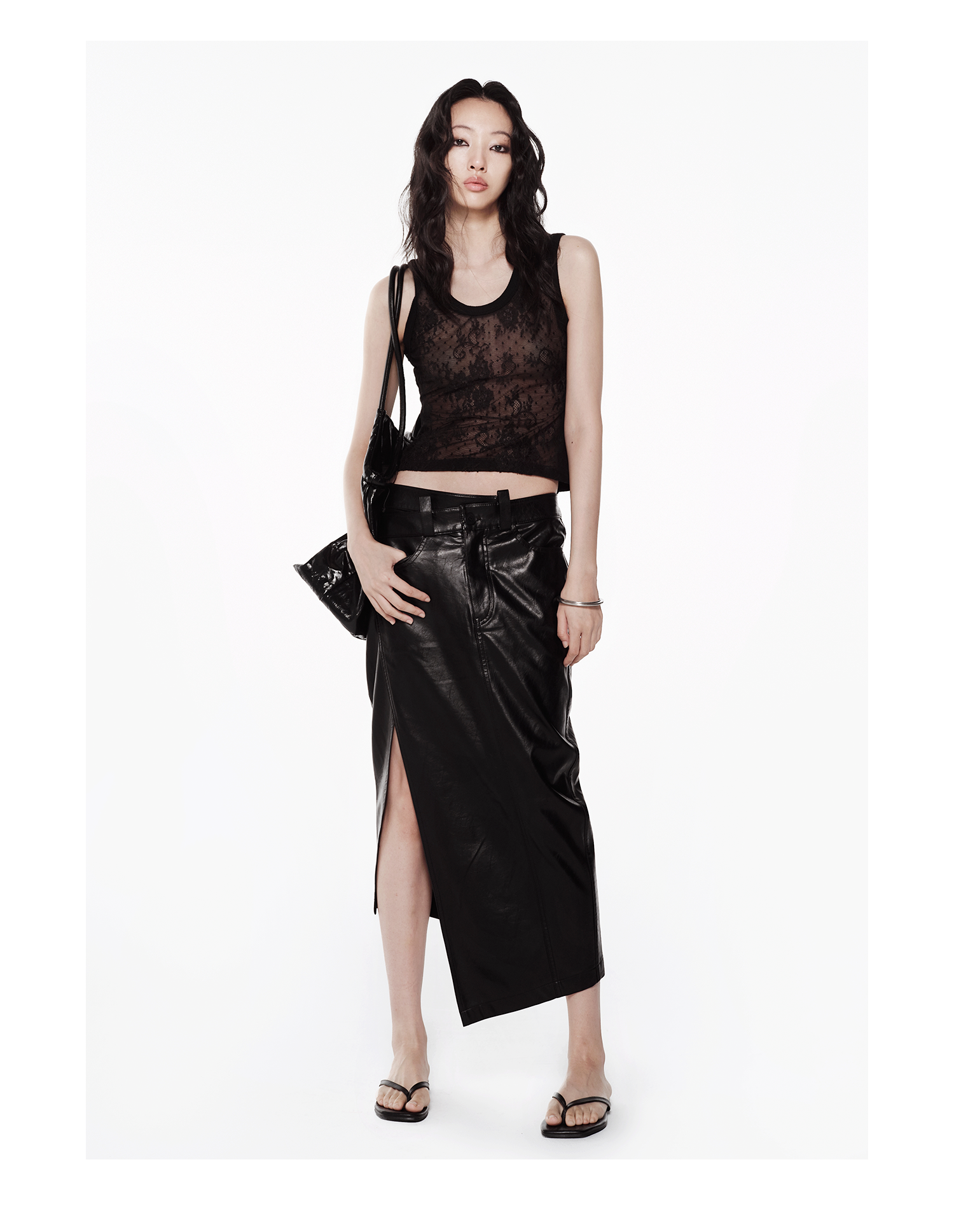 KIMUSSO Double-Sided Lace Knit Hollow-Out Sleeveless Top