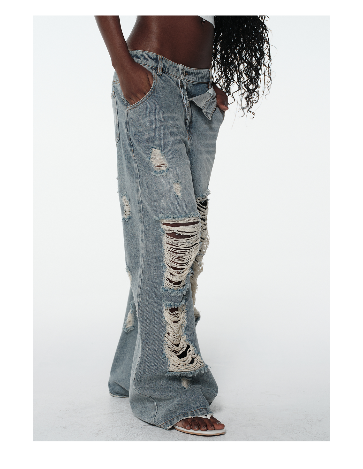 KIMUSSO Layered-Waist Distressed Denim Trousers with a Straight-Leg Silhouette