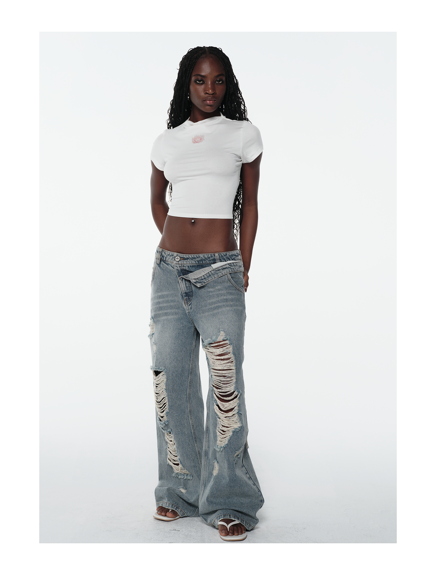 KIMUSSO Layered-Waist Distressed Denim Trousers with a Straight-Leg Silhouette