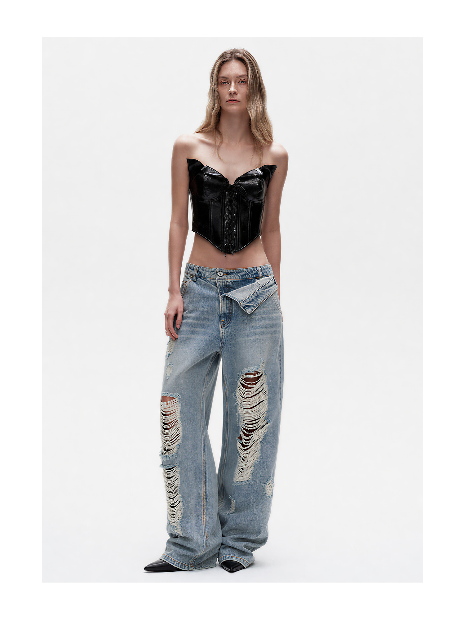 KIMUSSO Layered-Waist Distressed Denim Trousers with a Straight-Leg Silhouette