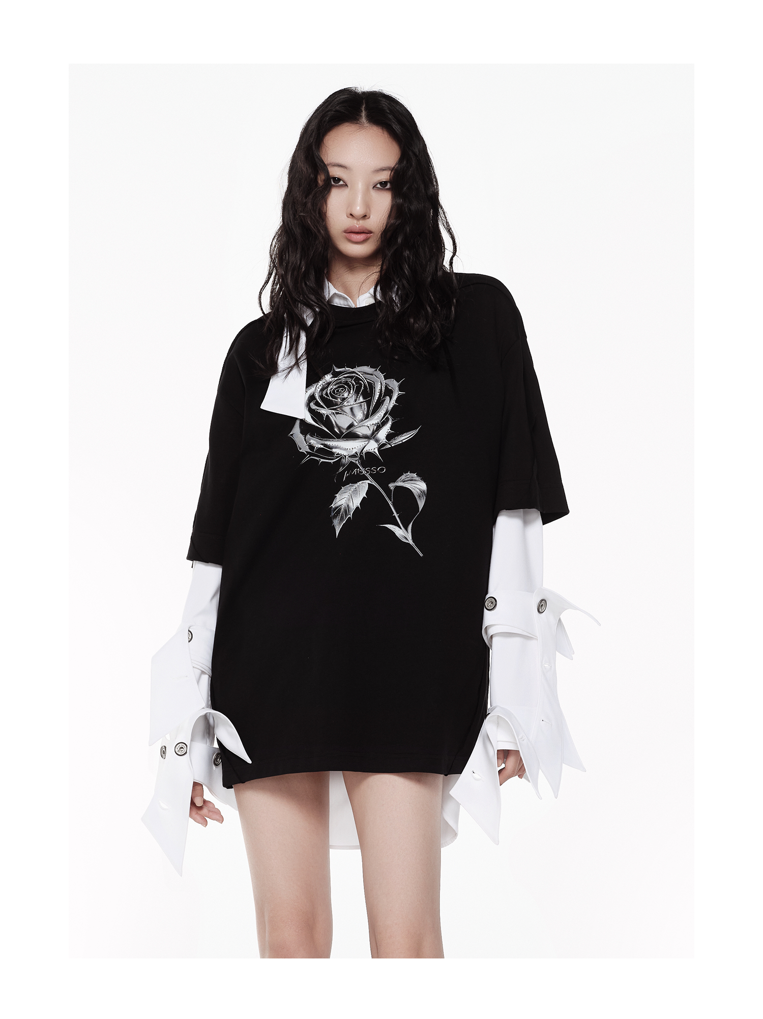 KIMUSSO Thorn Rose Graphic Drop-Shoulder Long-Sleeve T-Shirt