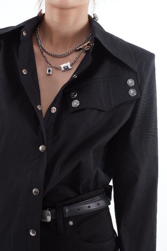 2025KIMUSSO International Fashion Week Deconstruct the shoulder pad shirt