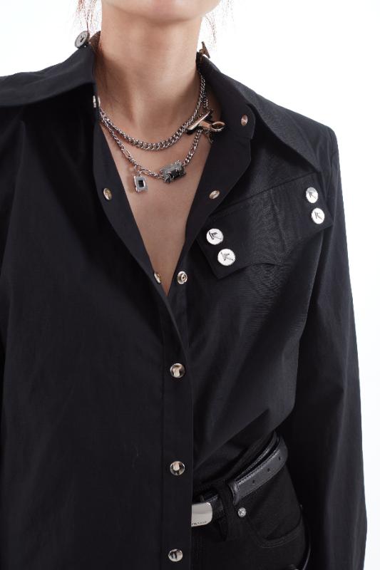 2025KIMUSSO International Fashion Week Deconstruct the shoulder pad shirt