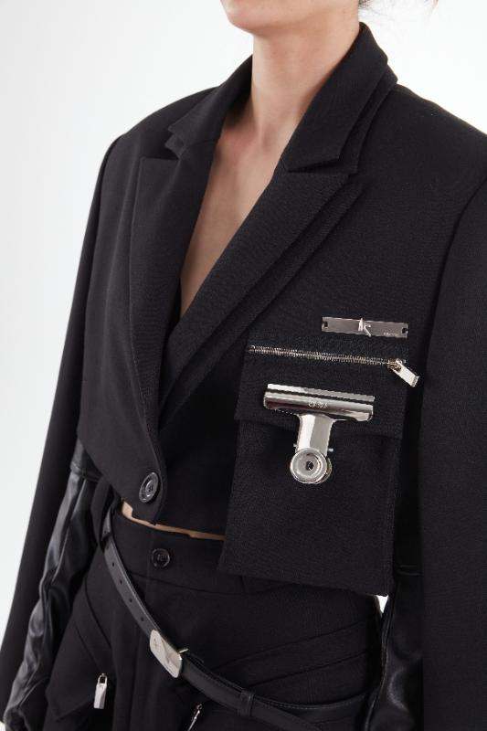 2025KIMUSSO International Fashion Week Multi neck short suit