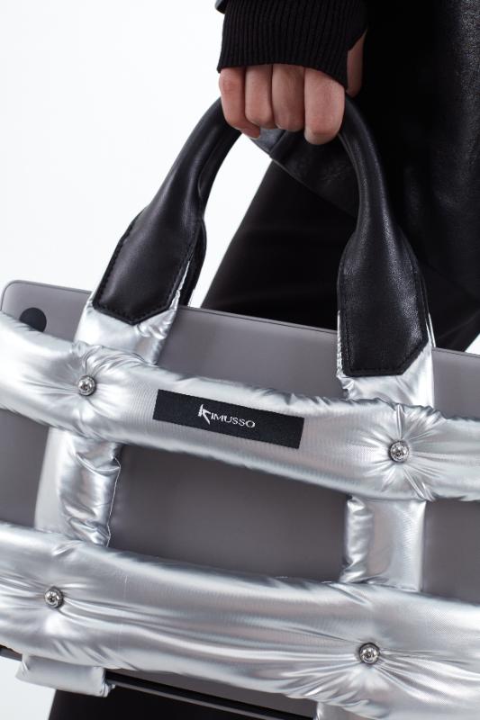 2025KIMUSSO International Fashion Week Silk wadded shock-proof computer bag