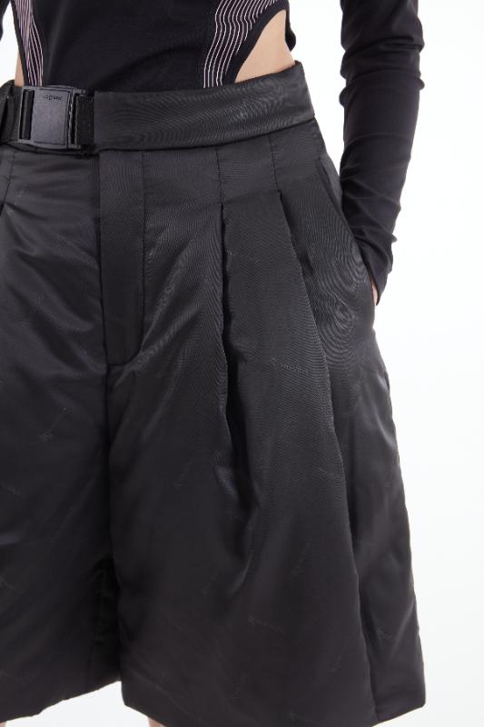 2025KIMUSSO International Fashion Week Silk wool Bermuda shorts