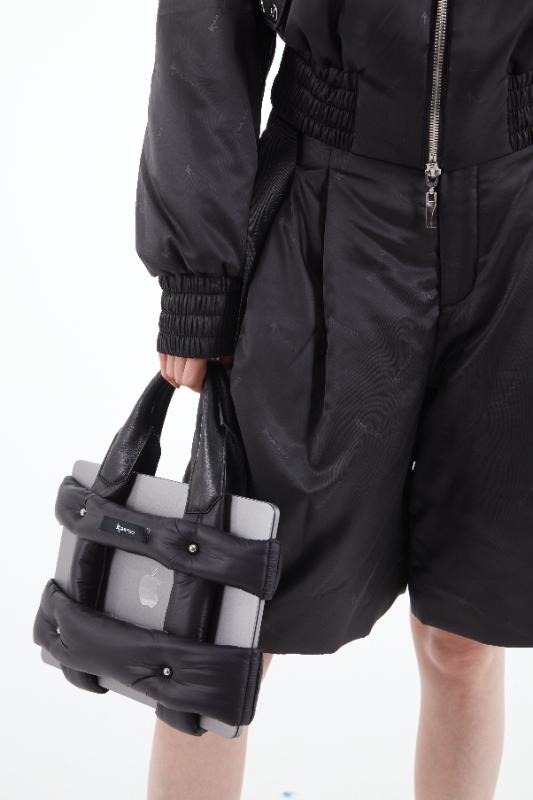 2025KIMUSSO International Fashion Week Silk wool Bermuda shorts