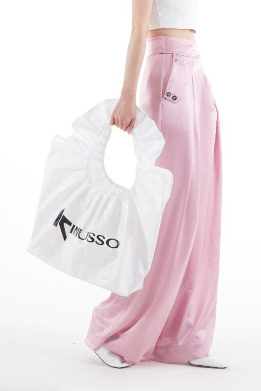 2022KIMUSSO International Fashion Week Waterproof cloud underarm bag
