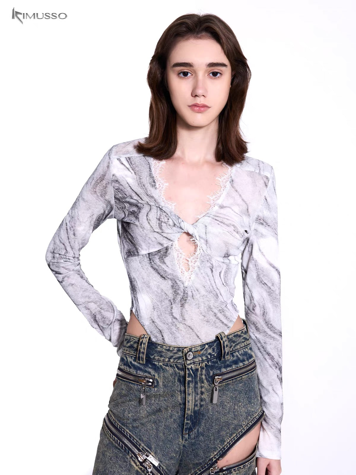 KIMUSSO "Silk Feather Buds" Lace T-shirt