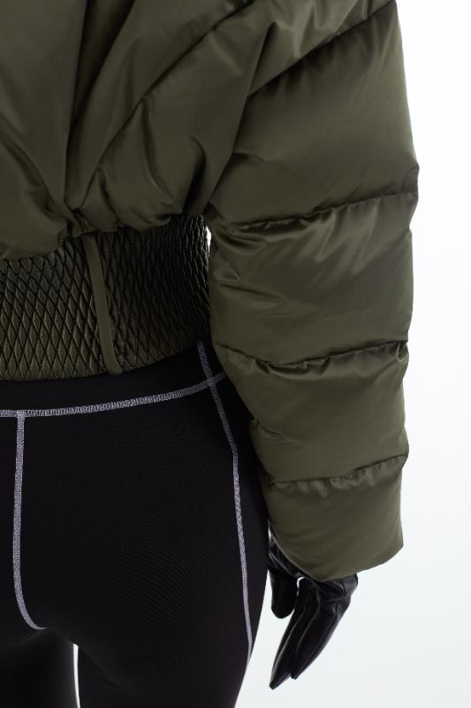 2025KIMUSSO International Fashion Week Short waist down jacket