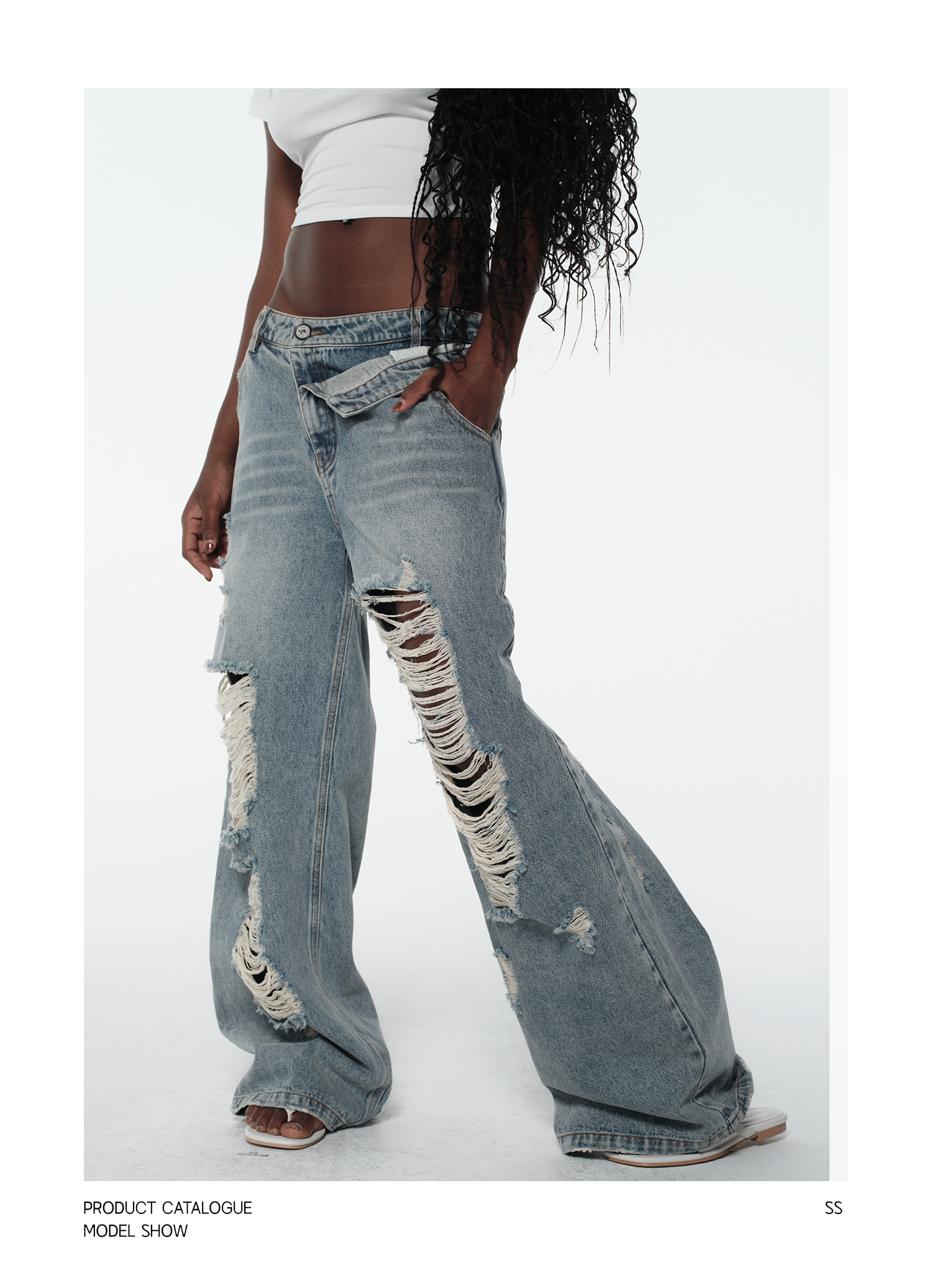 KIMUSSO Layered-Waist Distressed Denim Trousers with a Straight-Leg Silhouette