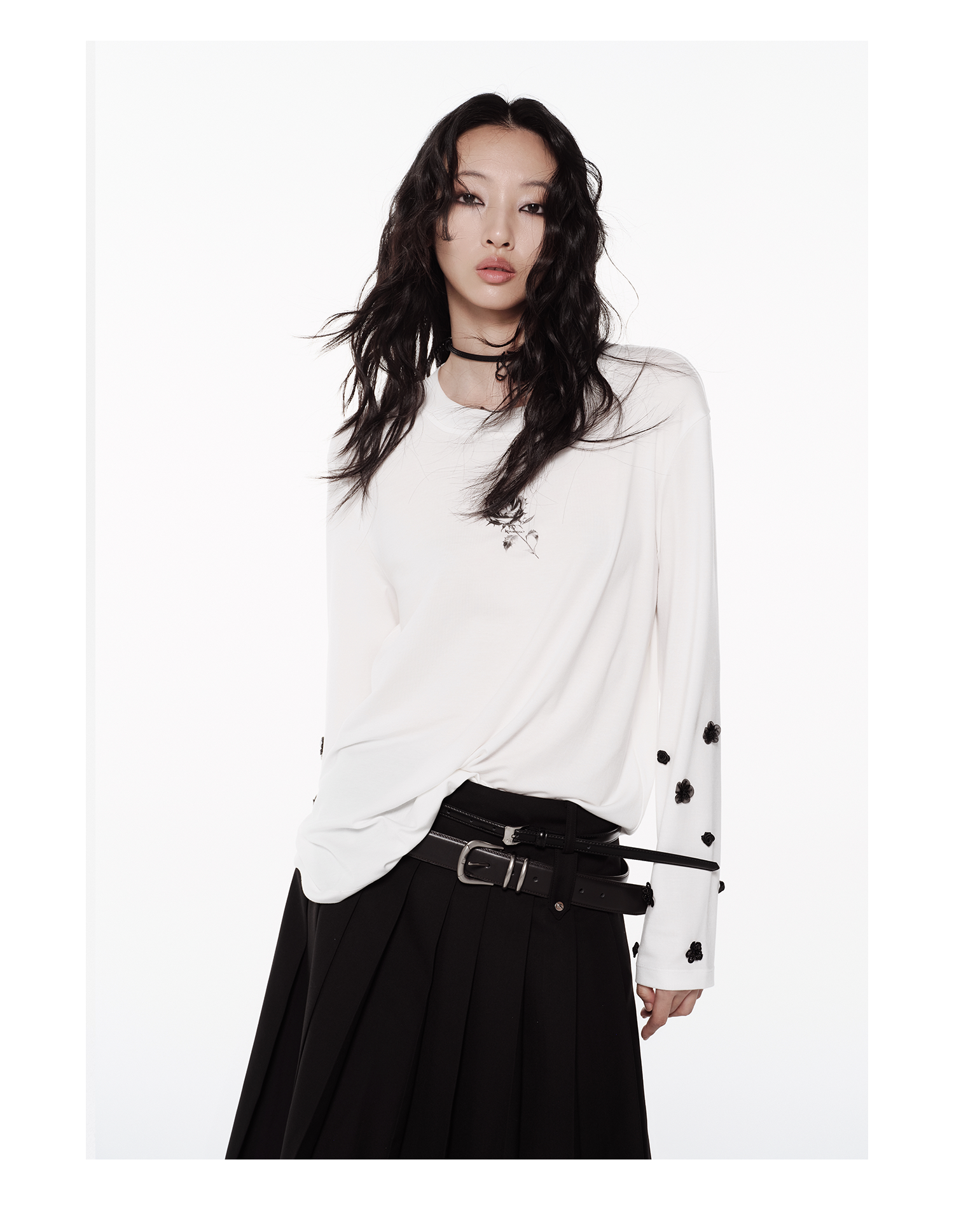KIMUSSO Ice Thorn Rose 3D Floral Long-Sleeve Top