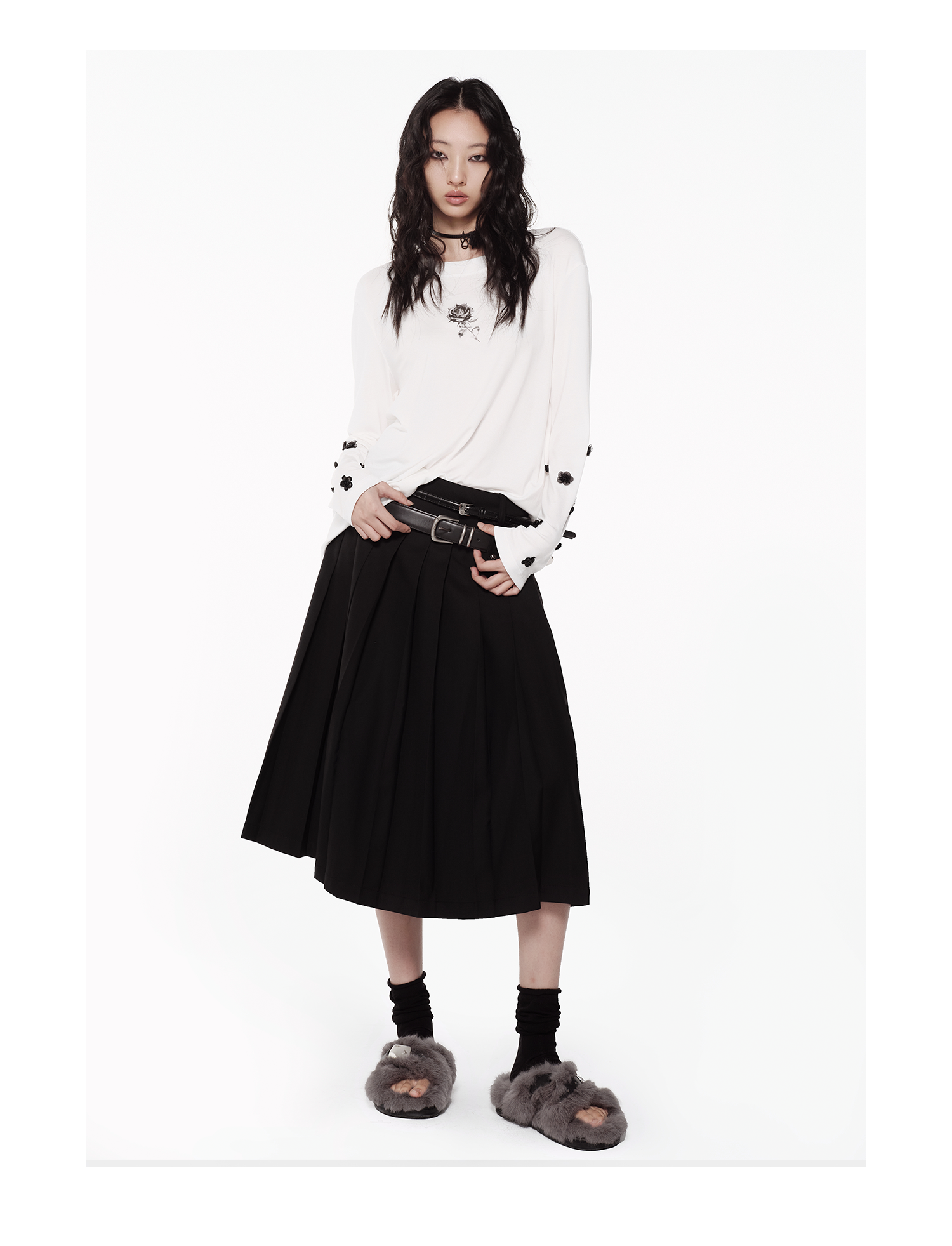 KIMUSSO Ice Thorn Rose 3D Floral Long-Sleeve Top