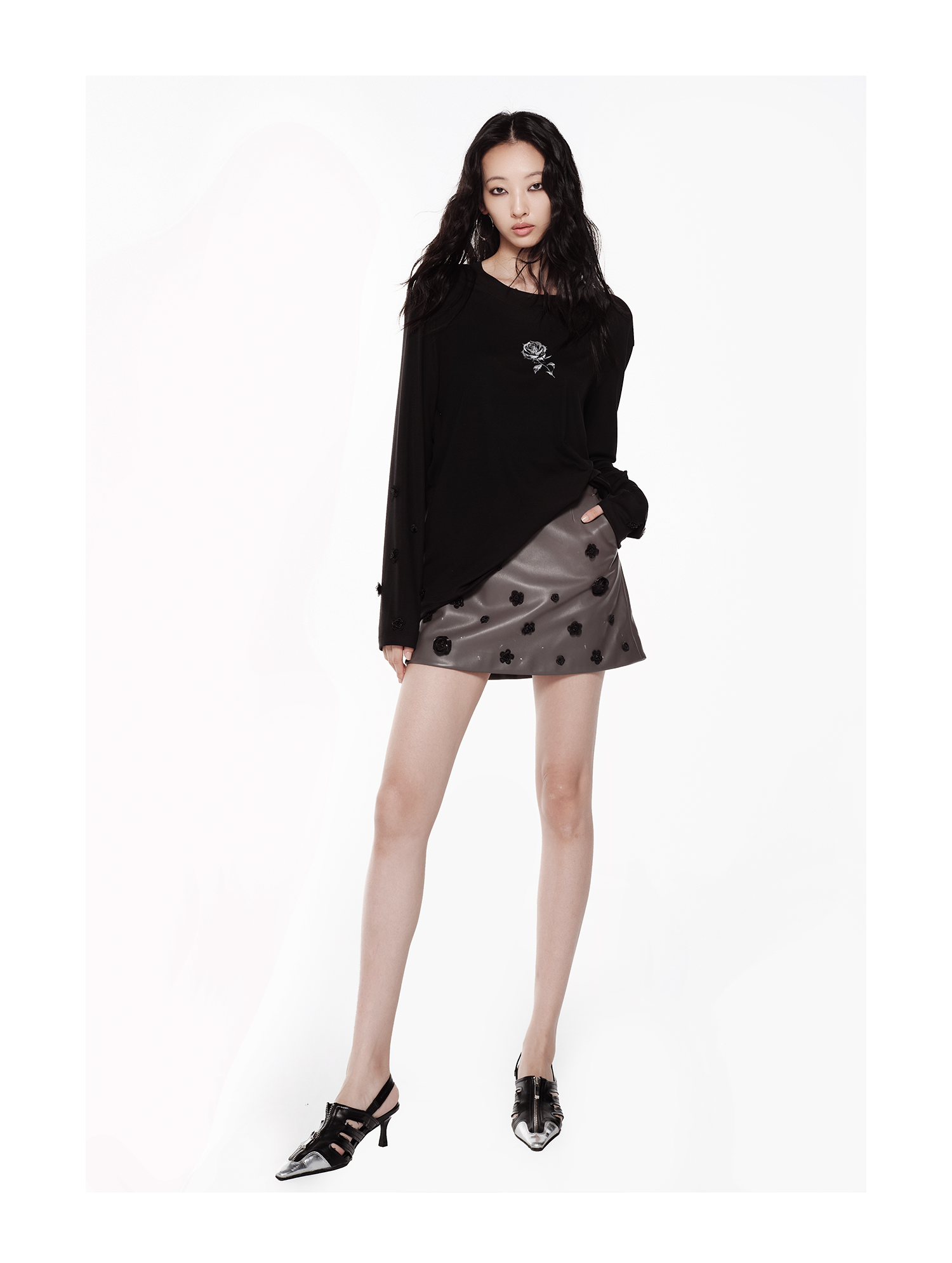 KIMUSSO Ice Thorn Rose 3D Floral Long-Sleeve Top